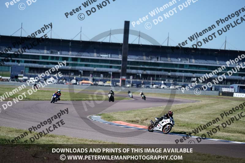 Rockingham no limits trackday;enduro digital images;event digital images;eventdigitalimages;no limits trackdays;peter wileman photography;racing digital images;rockingham raceway northamptonshire;rockingham trackday photographs;trackday digital images;trackday photos